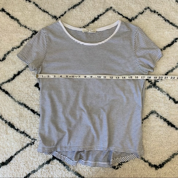 ✨5 FOR $25✨  Zara Black and white stripe short sleeve tee shirt - Picture 7 of 7